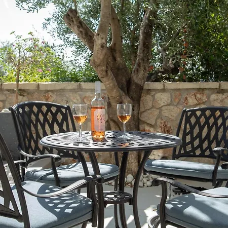 Driftwood Luxury * Corfu (city)